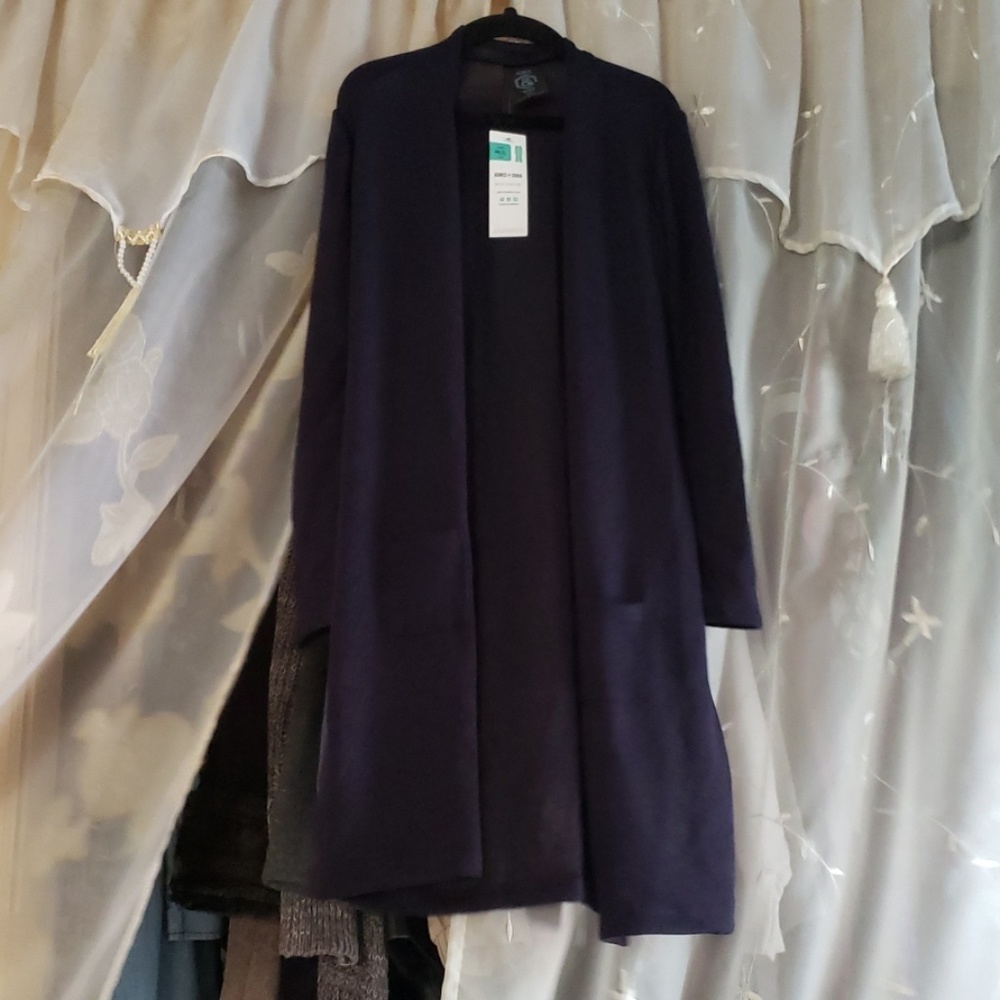 Agnes and Dora kids duster